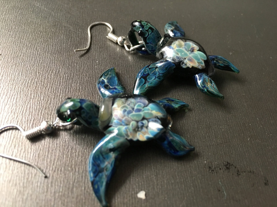 Handmade ocean blue and green glass sea turtle dangle earrings new by Burt - goth18